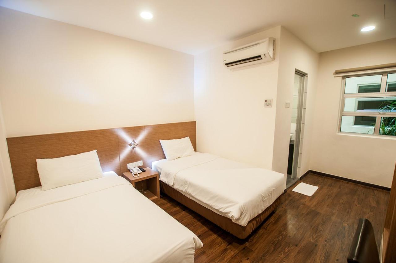 Nagoya Inn Hotel Kuah Buitenkant foto